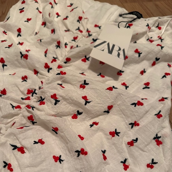 Cherry Mini dress - Picture 5 of 6